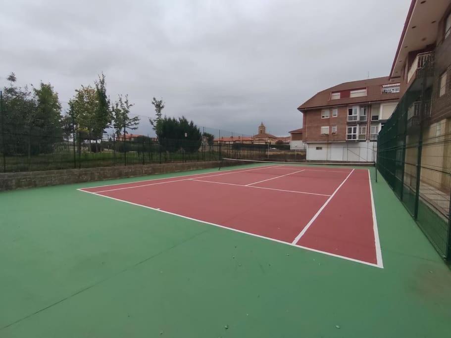 Apartament Piso En Ajo Con Piscina Comunitaria Zewnętrze zdjęcie