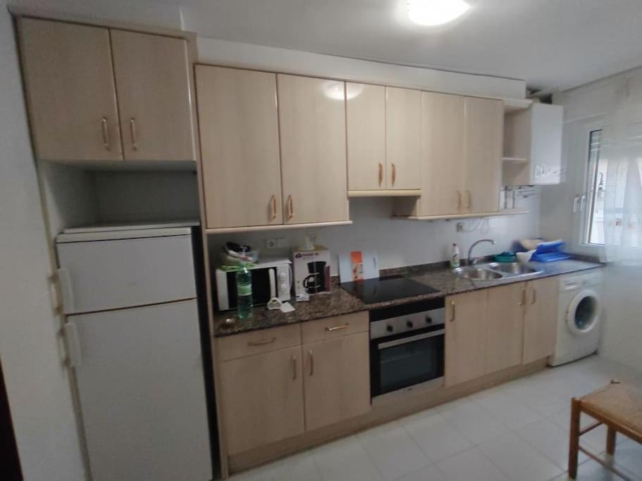 Apartament Piso En Ajo Con Piscina Comunitaria Zewnętrze zdjęcie